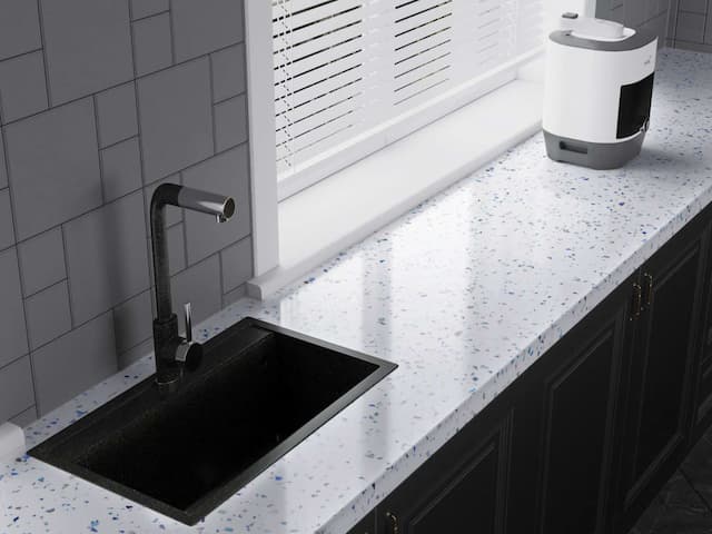 نمای کاربرد صفحه کابینت پاک چوب وایت اسپارک کد 2075 در دکوراسیون آشپزخانه